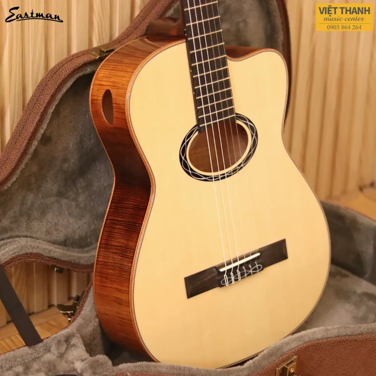 mat truoc dan guitar eastman cabaret jb
