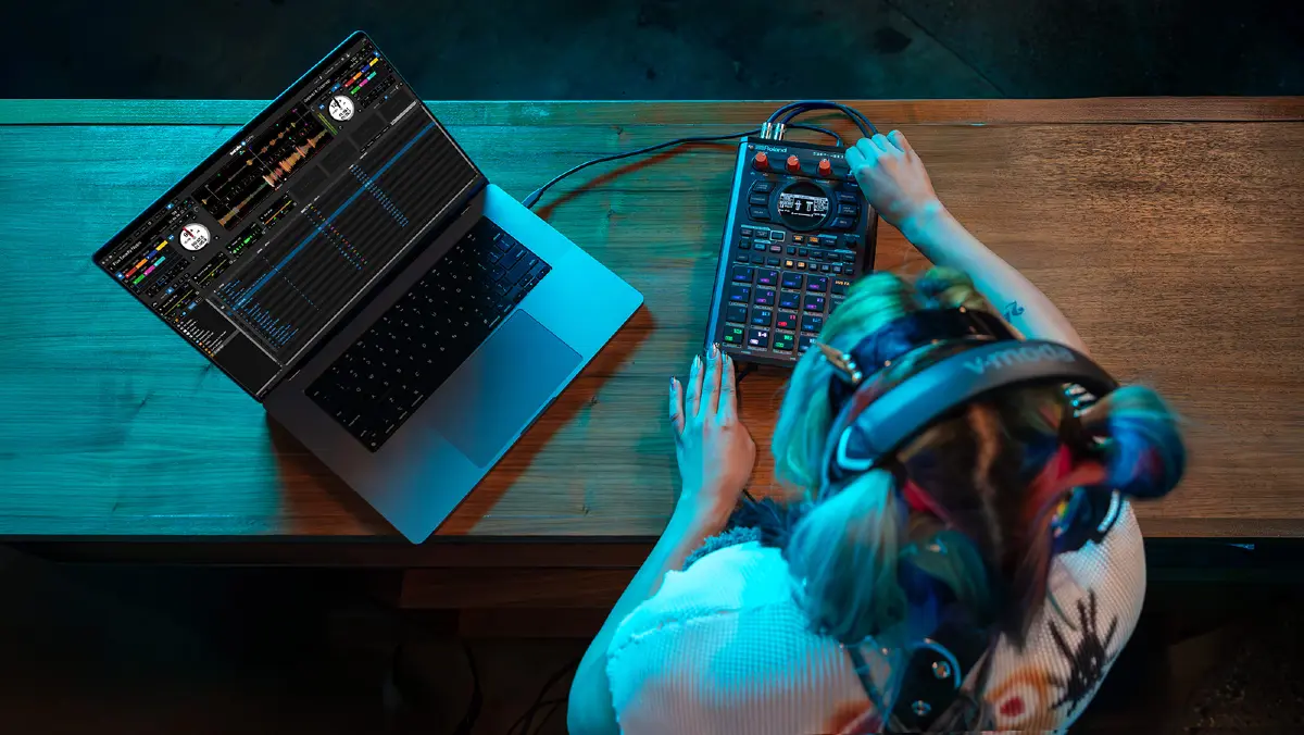 roland sp 404mkii co kho am thanh do soland sp 404mkii co kho am thanh do so