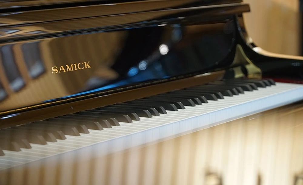 ban phim piano samick sk122q