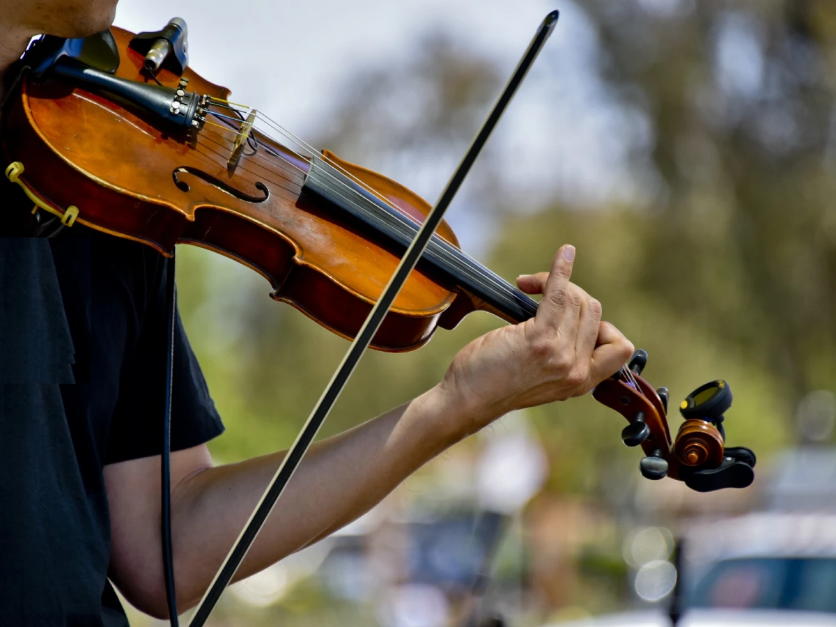 choi violin can cham chi va kien tri