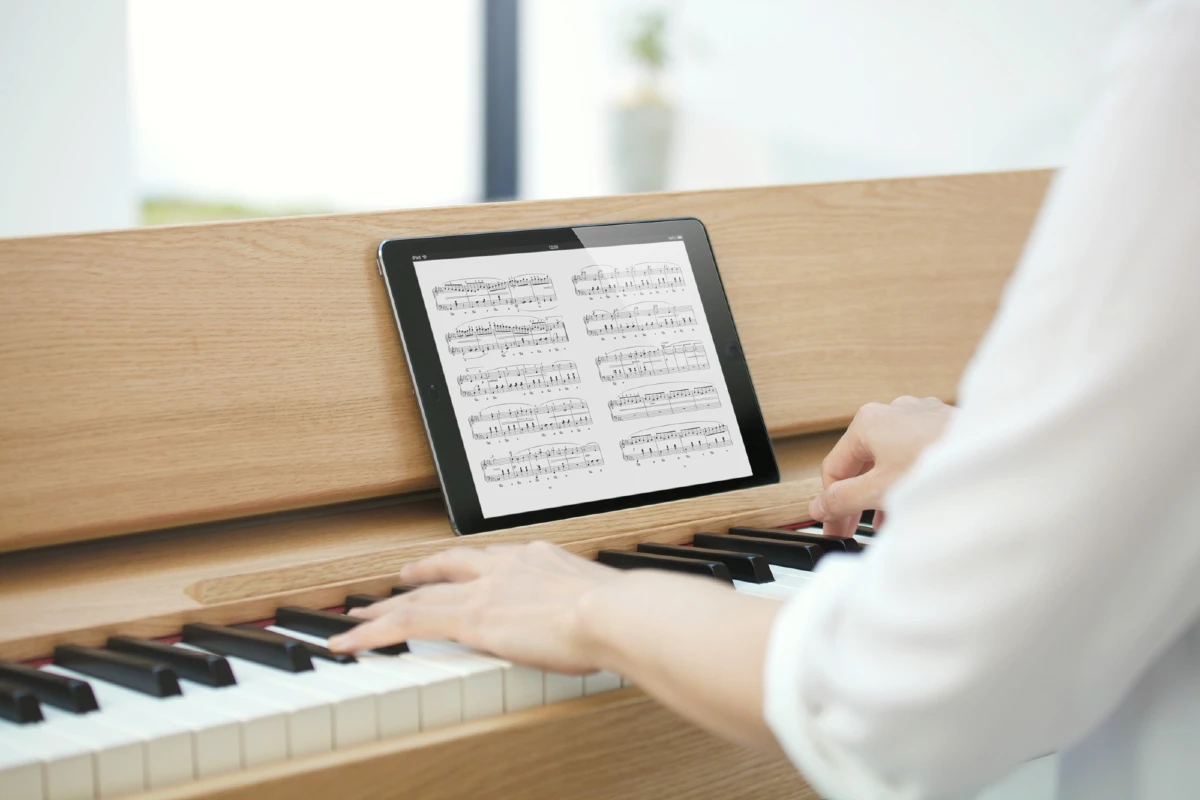 dan piano dien roland kiyola kf 10 ket noi bluetooth khong day
