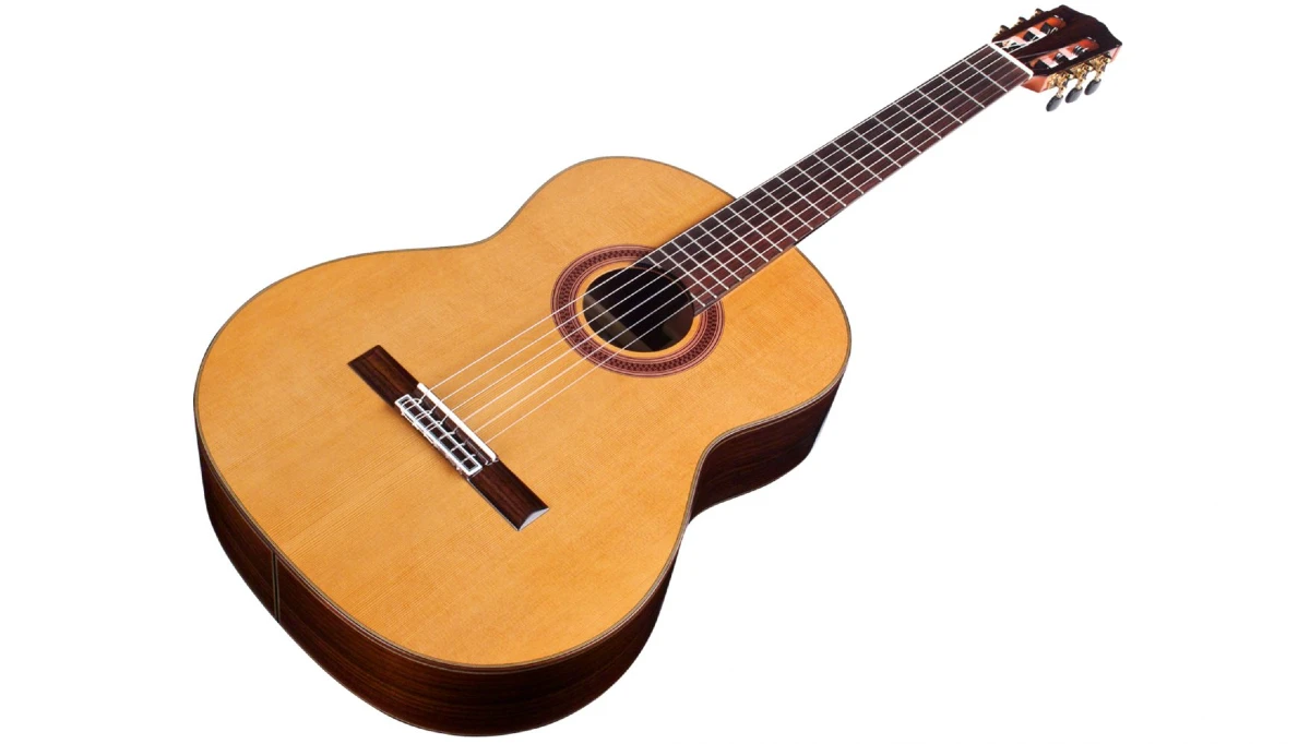 mat truoc guitar cordoba c7 cd