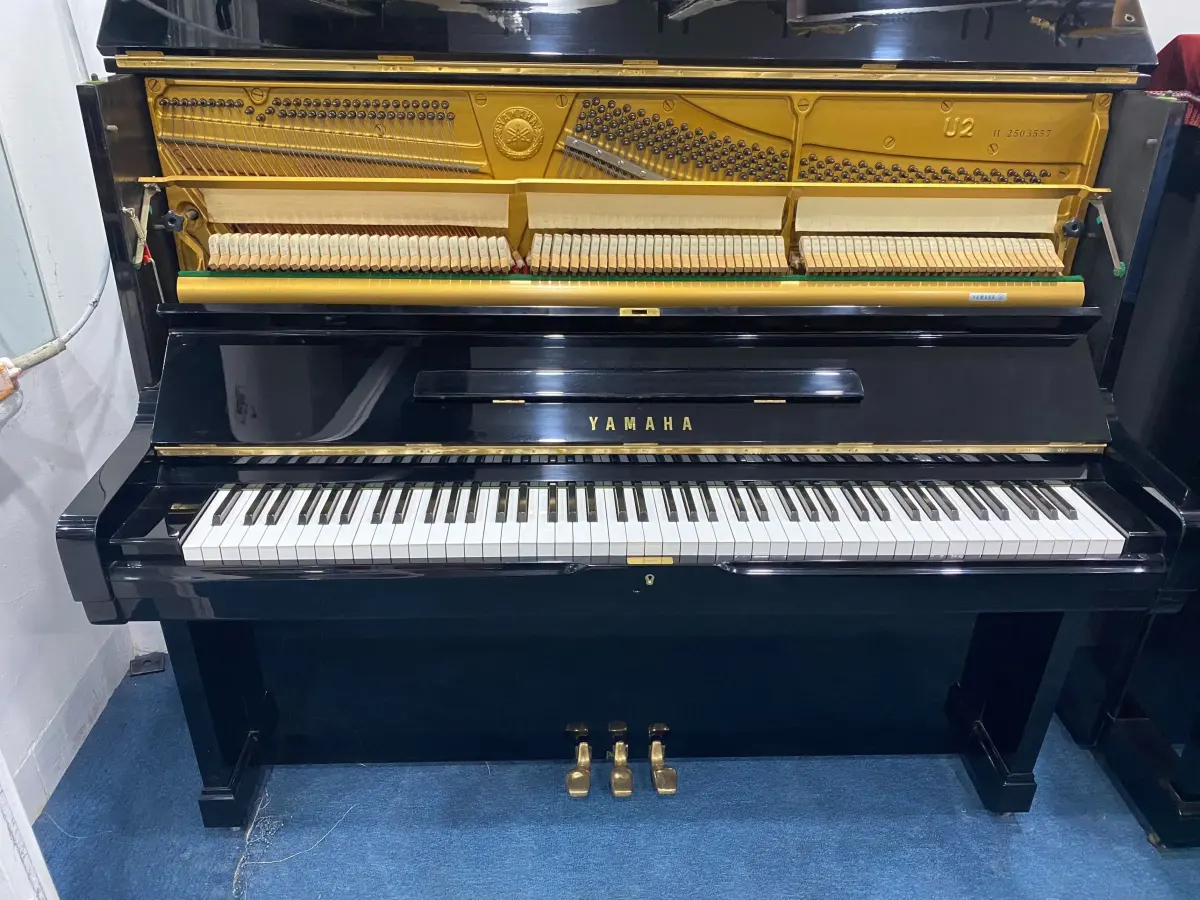 piano yamaha u2h cu