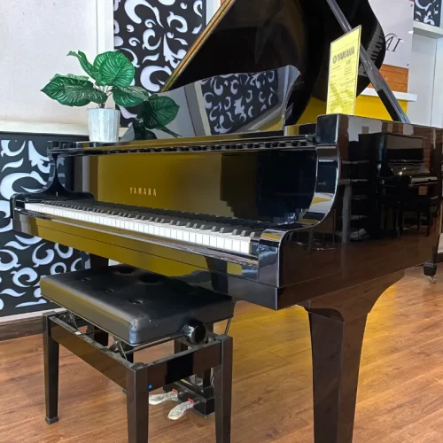 dan grand piano yamaha g3e