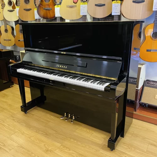 piano yamaha u3e