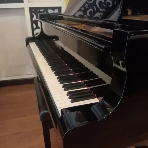 ban phim piano yamaha c7