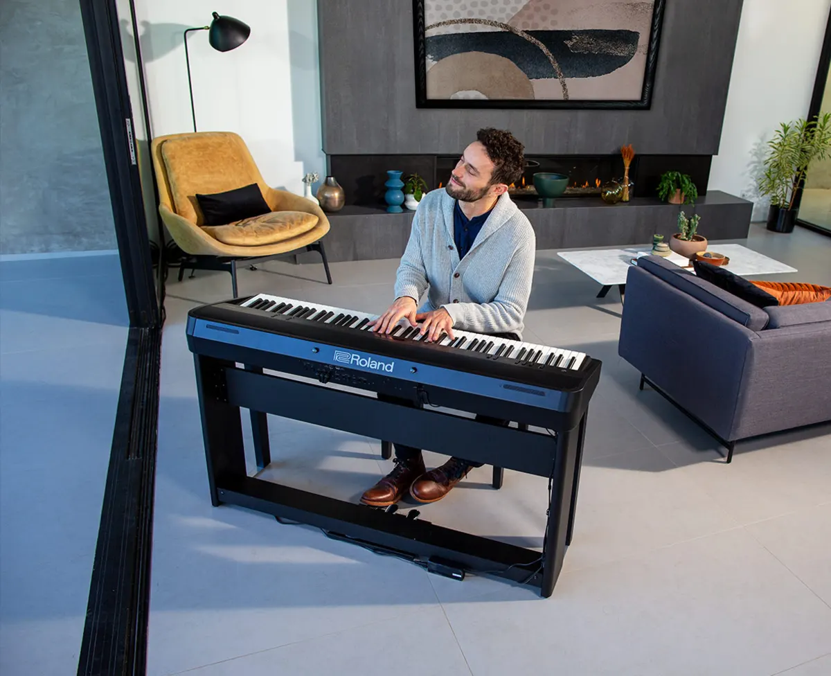 dan piano dien roland fp 90x thiet ke nho gon di dong