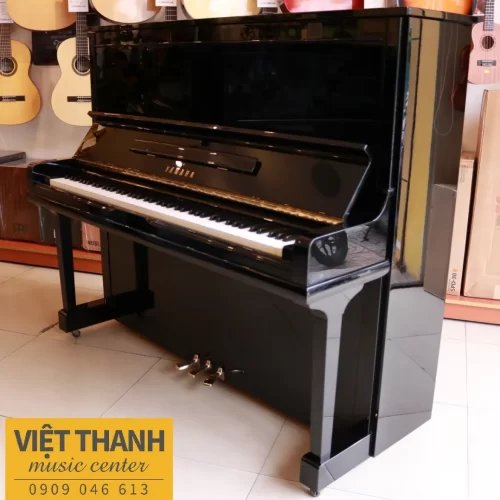 dan piano yamaha u30a