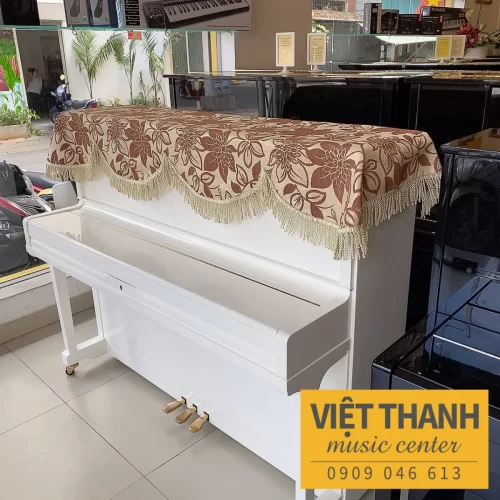 khan phu dan piano mau nau vang