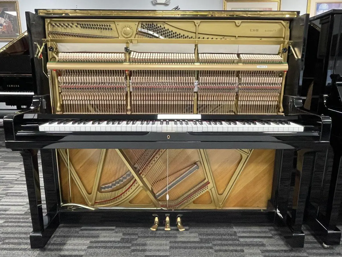 khung gang v pro cua piano yamaha u30bl