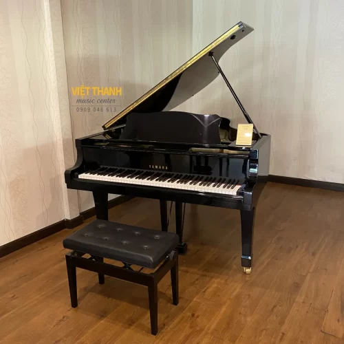 piano yamaha g5e