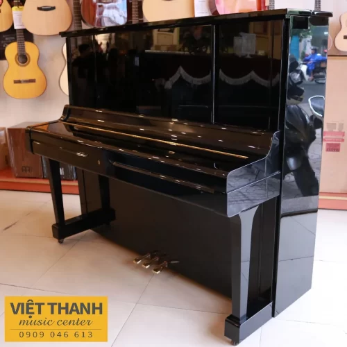 dan piano yamaha ux3