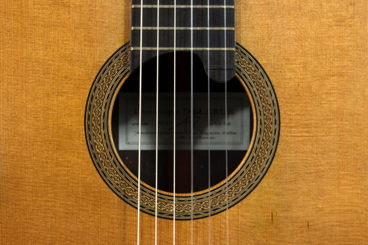 Dây đàn dành cho guitar acoustic