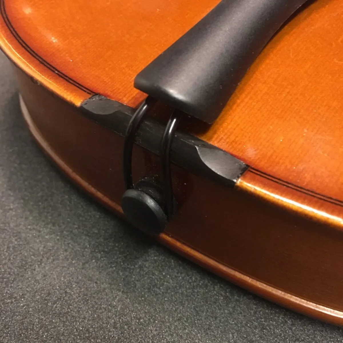 chot mat day violin