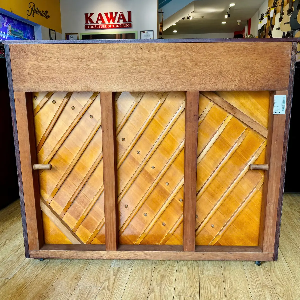 bang cong huong dan piano co yamaha w106