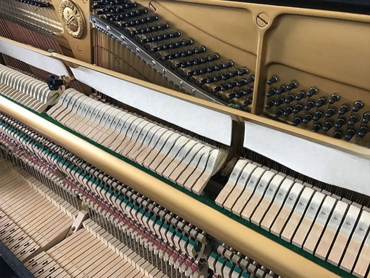 bo may dan piano yamaha u3m