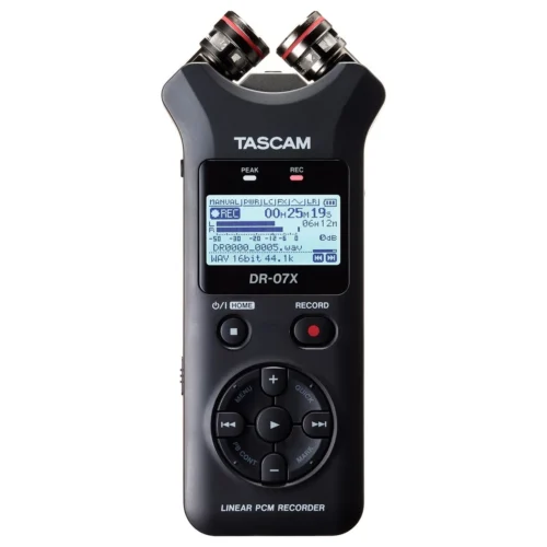 may ghi am cam tay tascam dr 07x