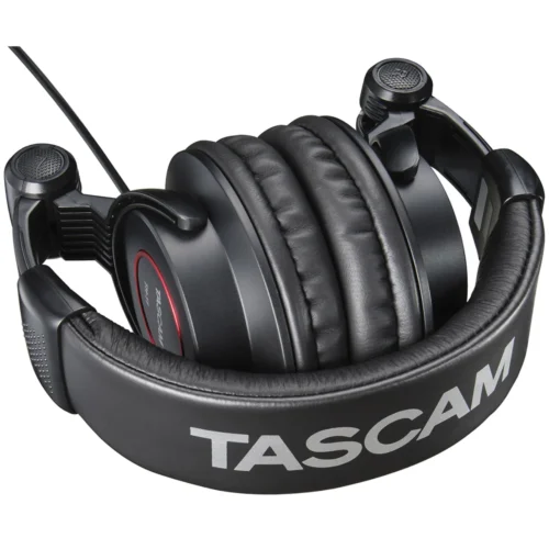 tascam th 11