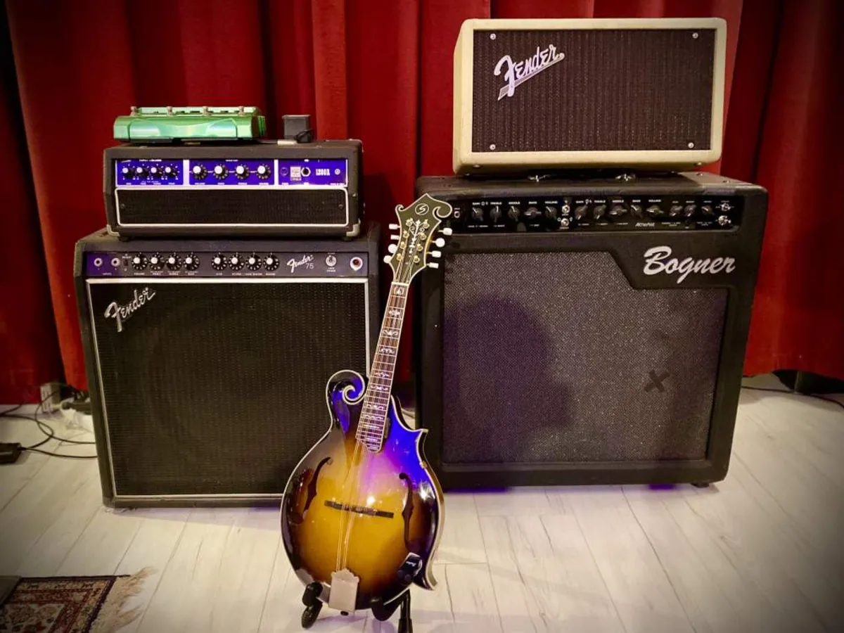 ampli dung de khuech dai am thanh mandolin