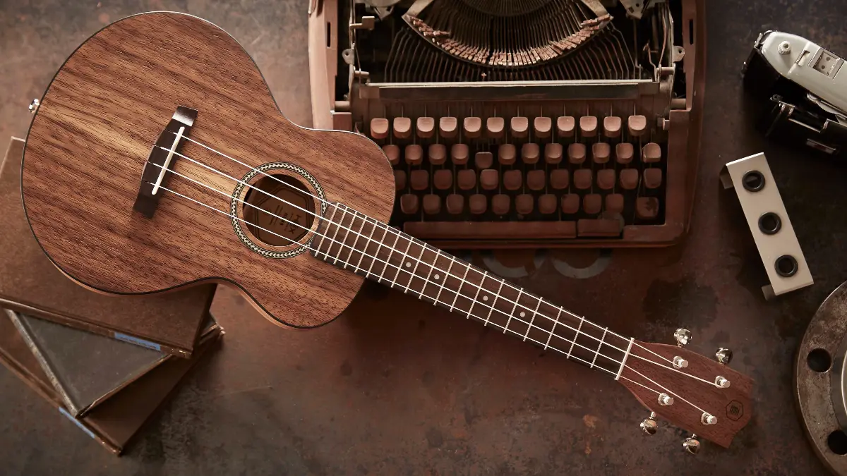 baritone ukulele