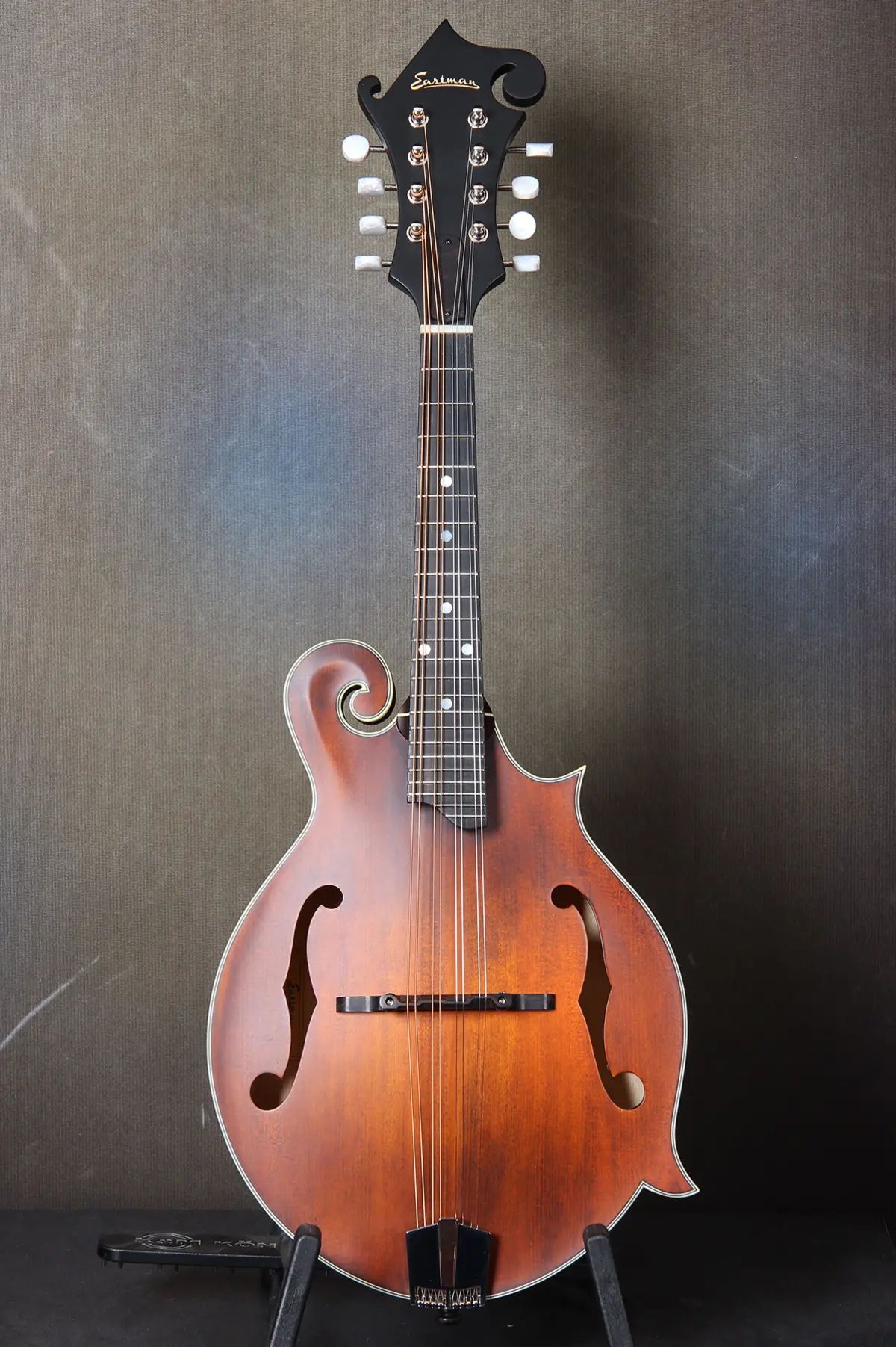 Eastman MD315 F-Style mandolin