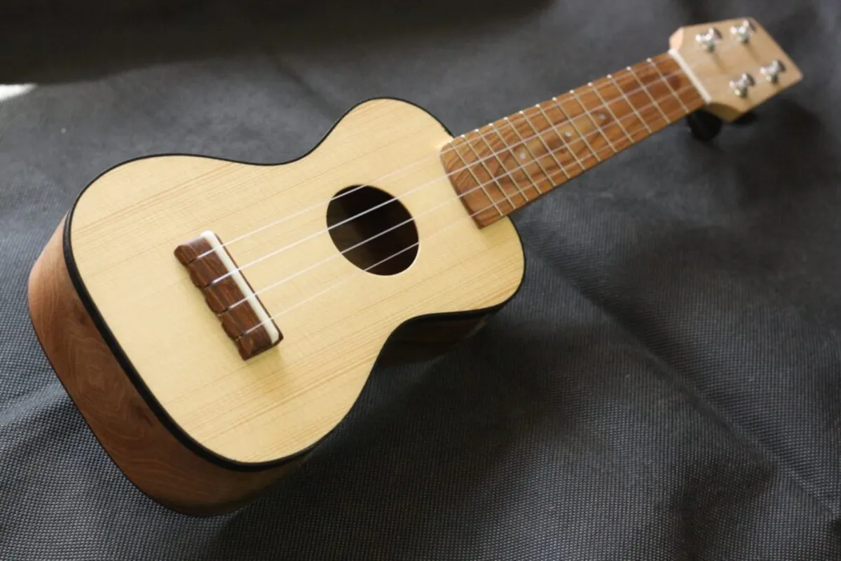 sopranino ukulele