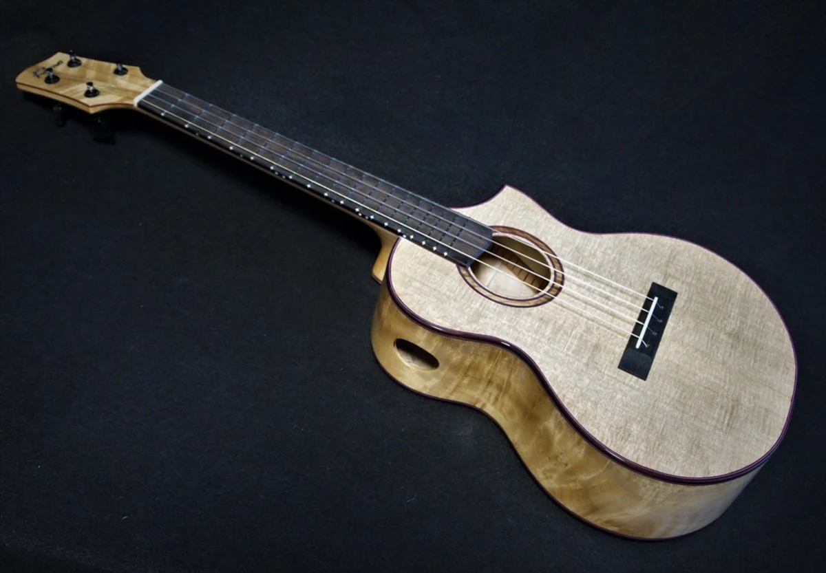 tenor xl ukulele