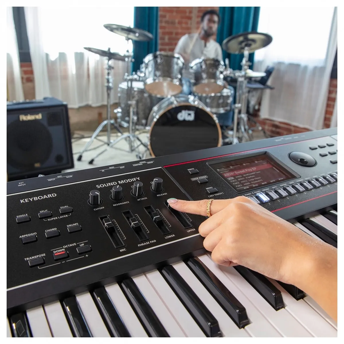 bang dieu khien synthesizer keyboard roland juno d 6
