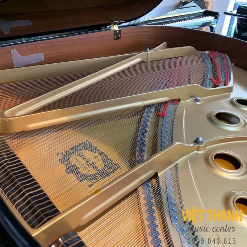 bo may dan piano yamaha c3e