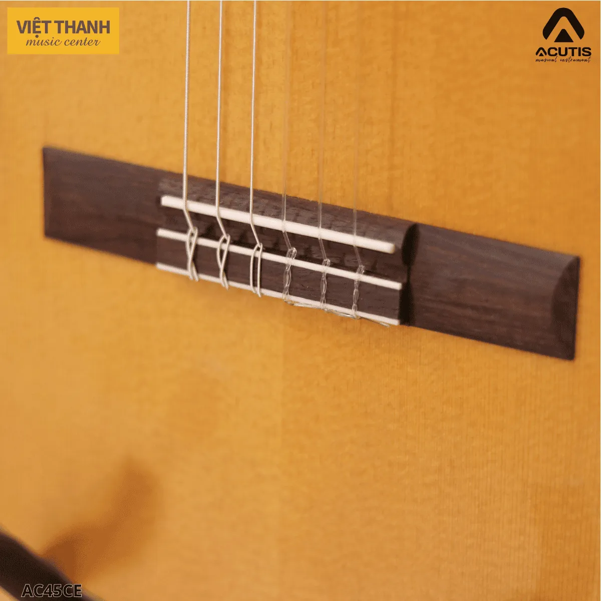 ngua dan guitar acutis ac45ce