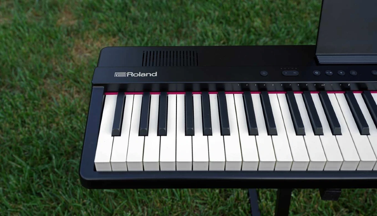 thiet ke toi gian dan piano dien roland go 88px