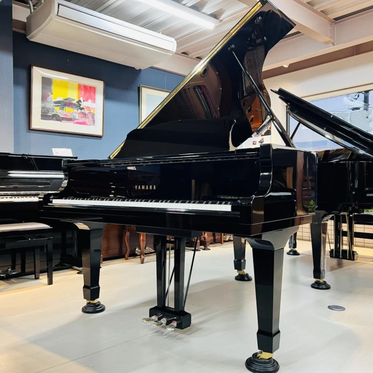dan piano yamaha c3l