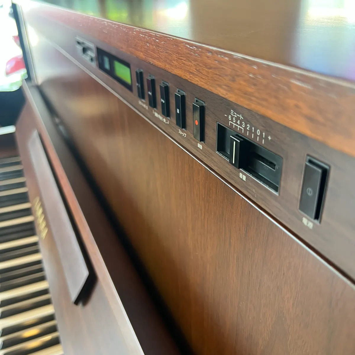 dan piano yamaha sx100rwnc choi tu dong
