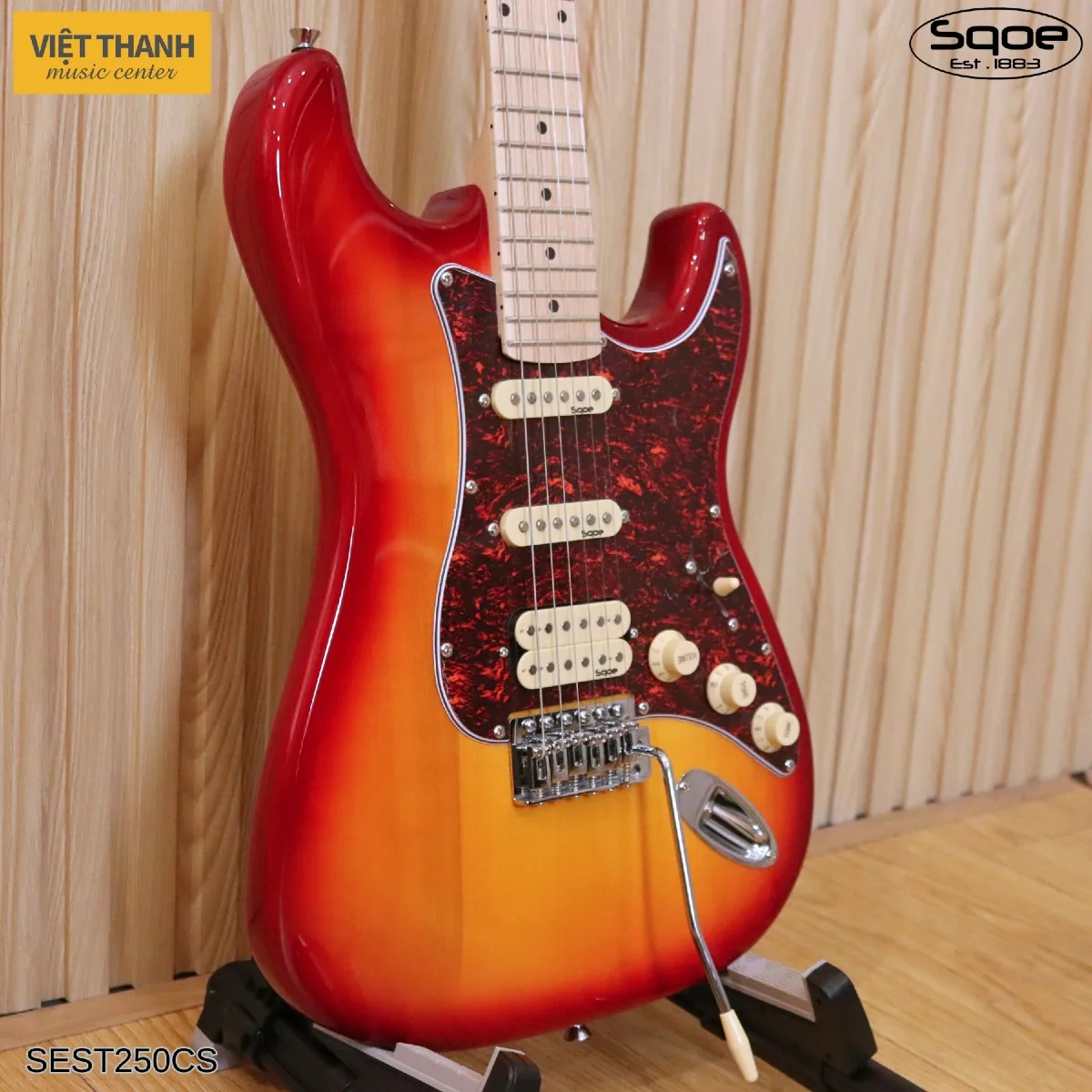 mat truoc dan guitar dien sqoe sest250