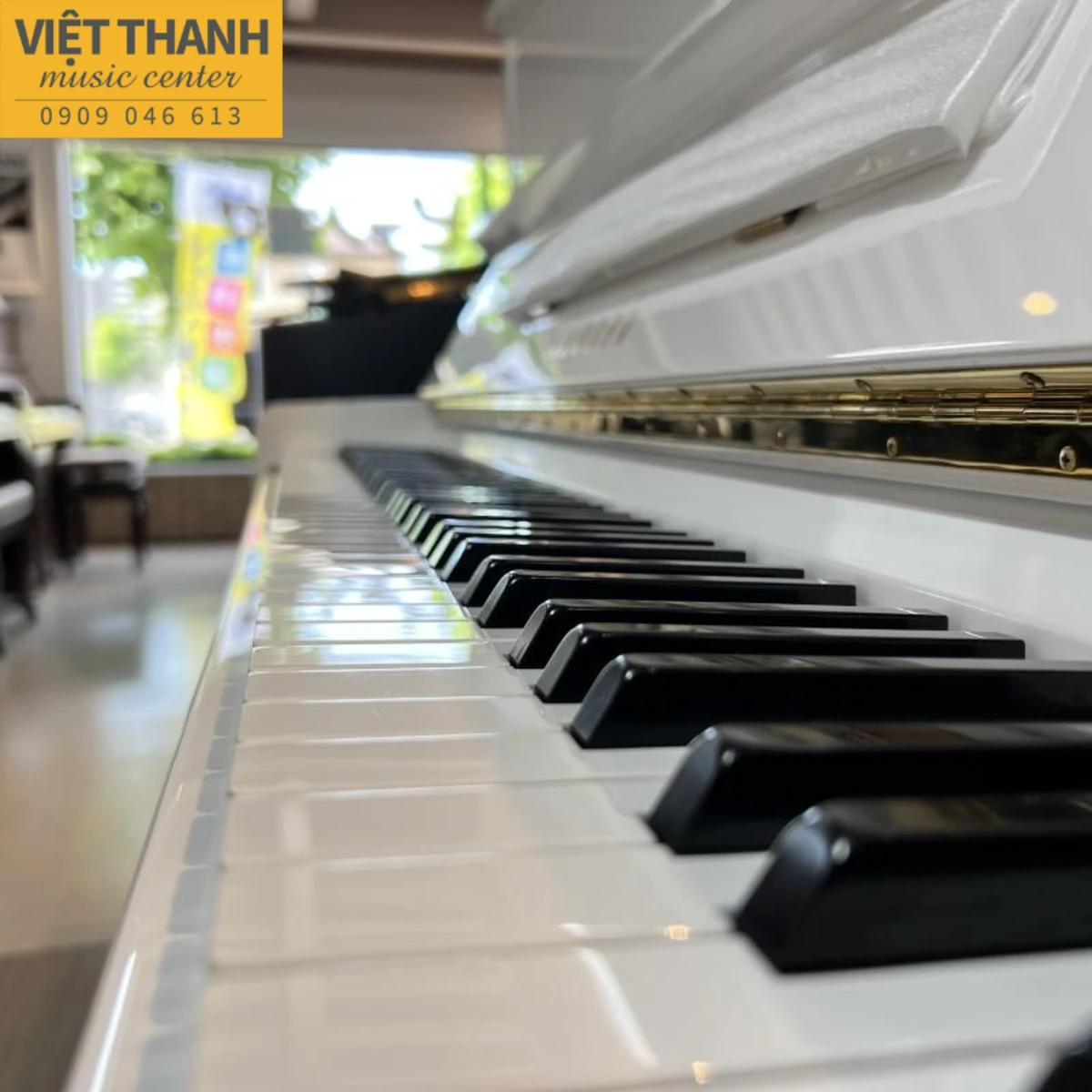 ban phim dan piano yamaha mc301 wh