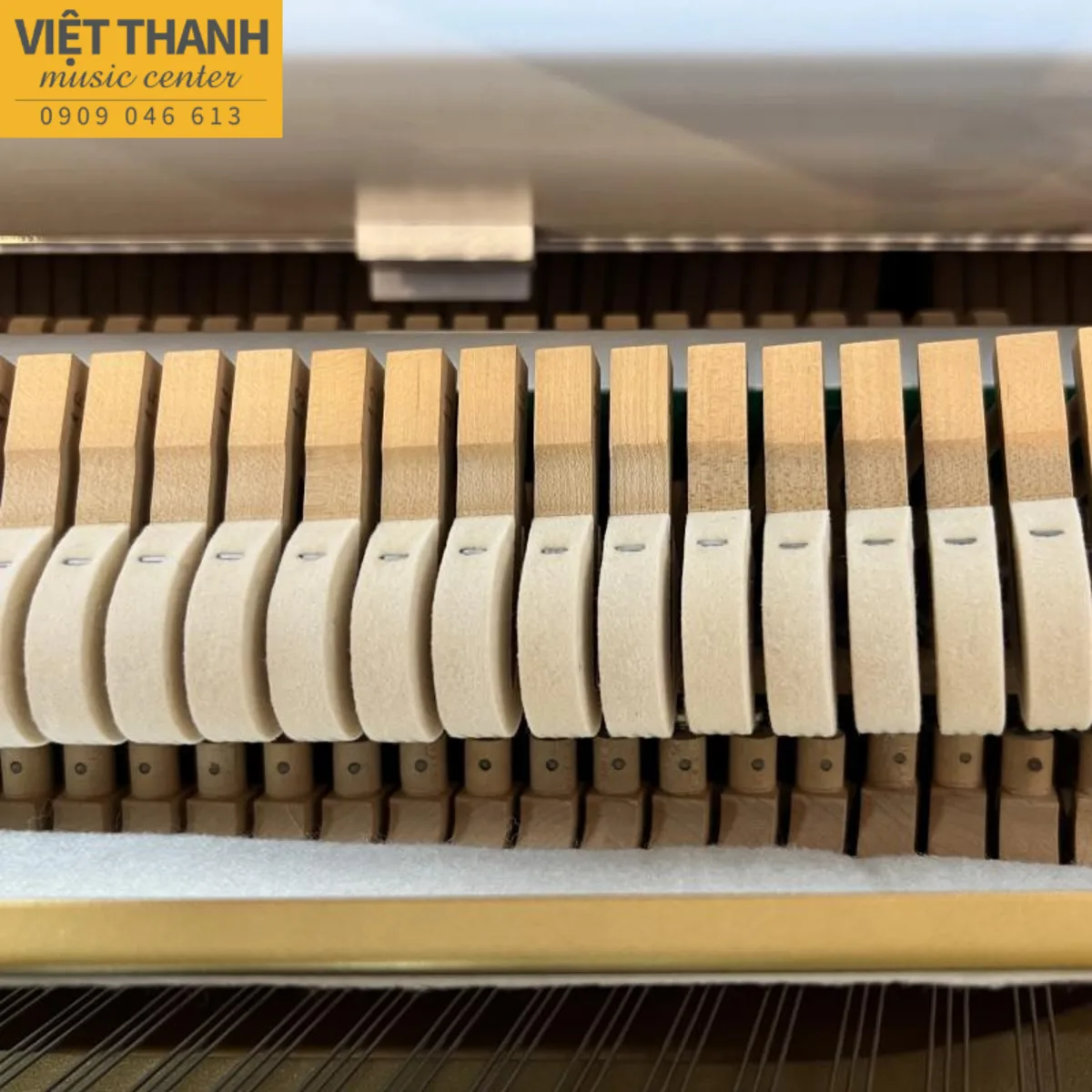 bua dan piano yamaha mc301 wh