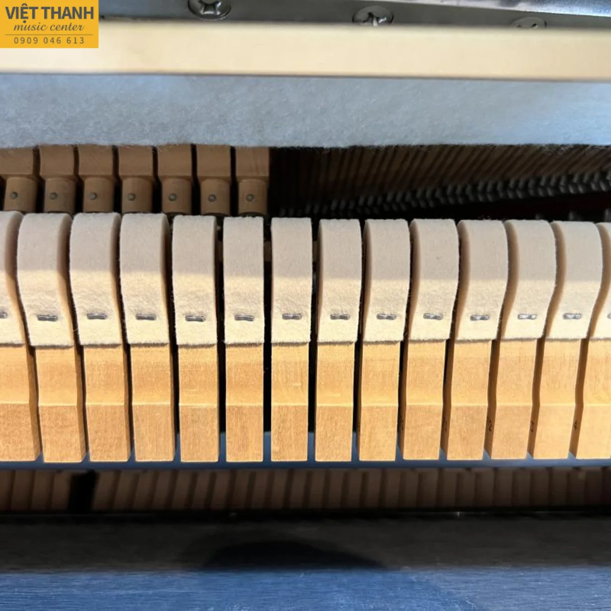 bua piano yamaha mc10a