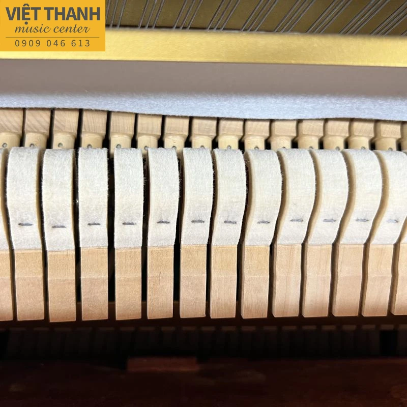 bua piano yamaha w110bb