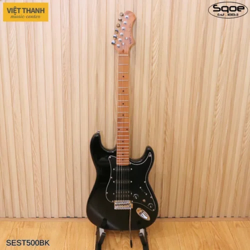 Đàn guitar điện Sqoe SEST500-BK, màu đen, dáng Stratocaster
