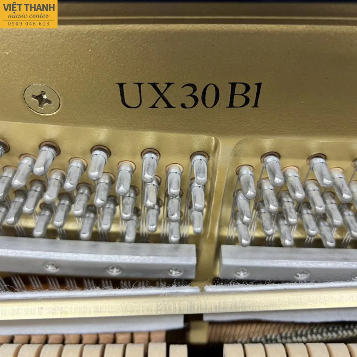 khung gang dan piano yamaha ux30bl
