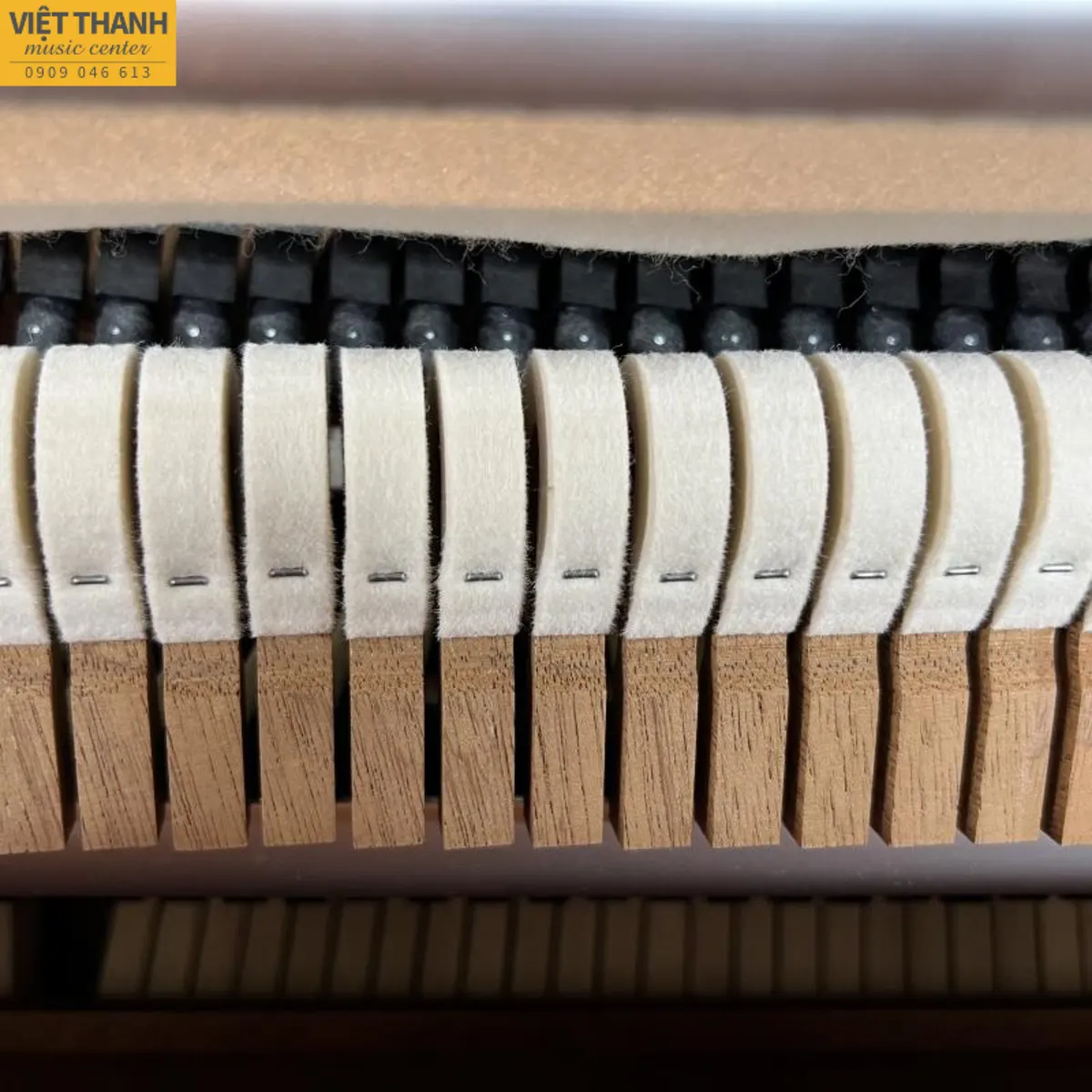 bua piano kawai c 380rg