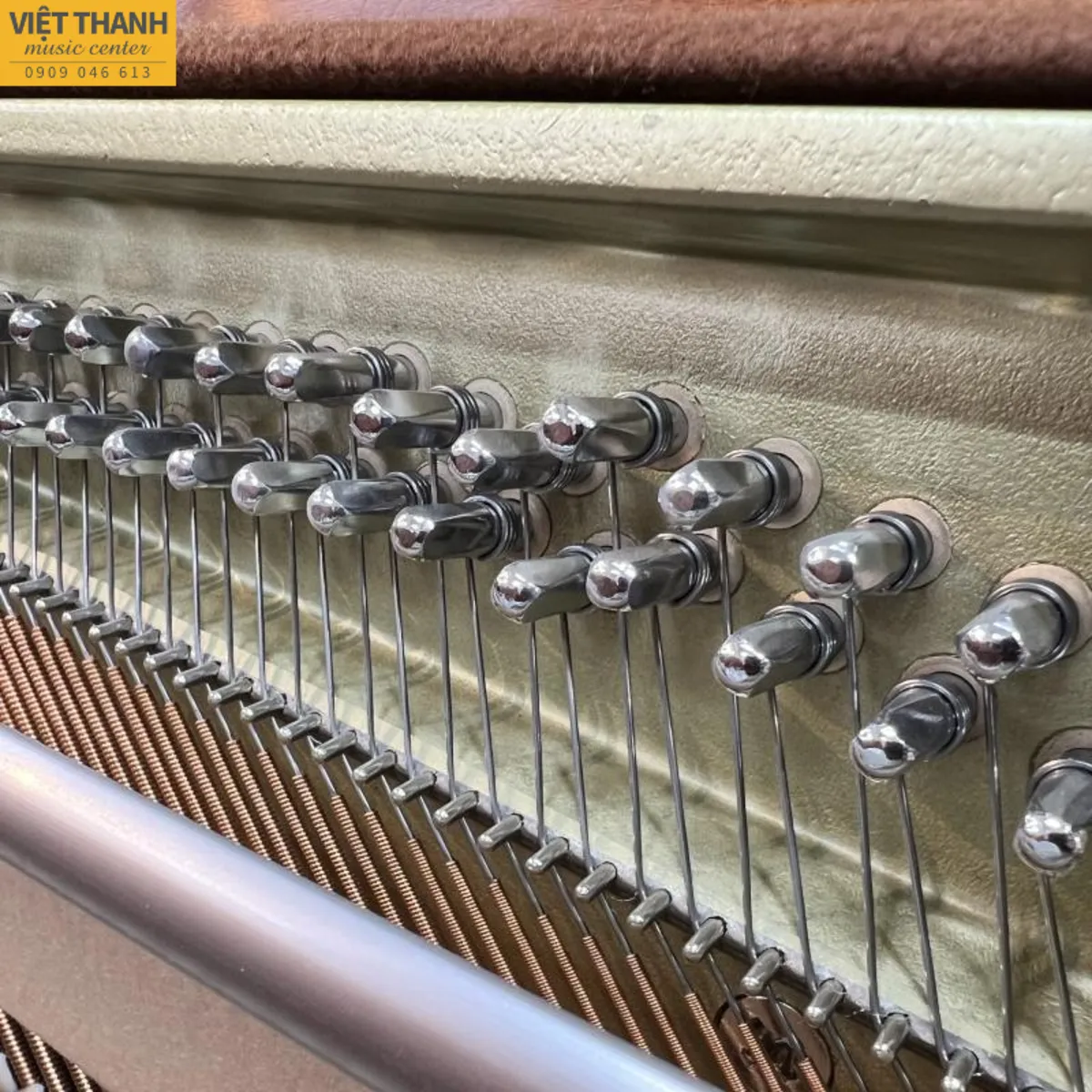 chot moc day dan piano kawai c 380rg
