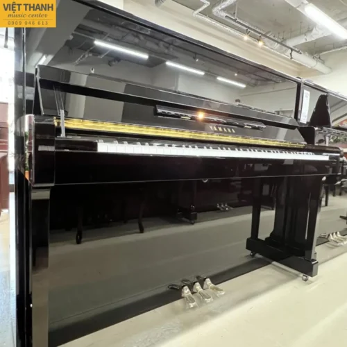 Đàn piano cơ Yamaha YM5 cũ, màu đen bóng, cao 121cm