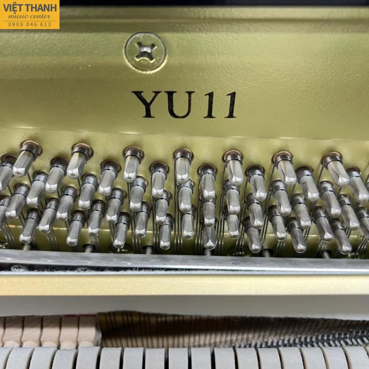 khung gang dan piano yamaha yu11