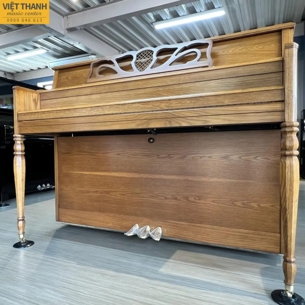 piano kawai 605m