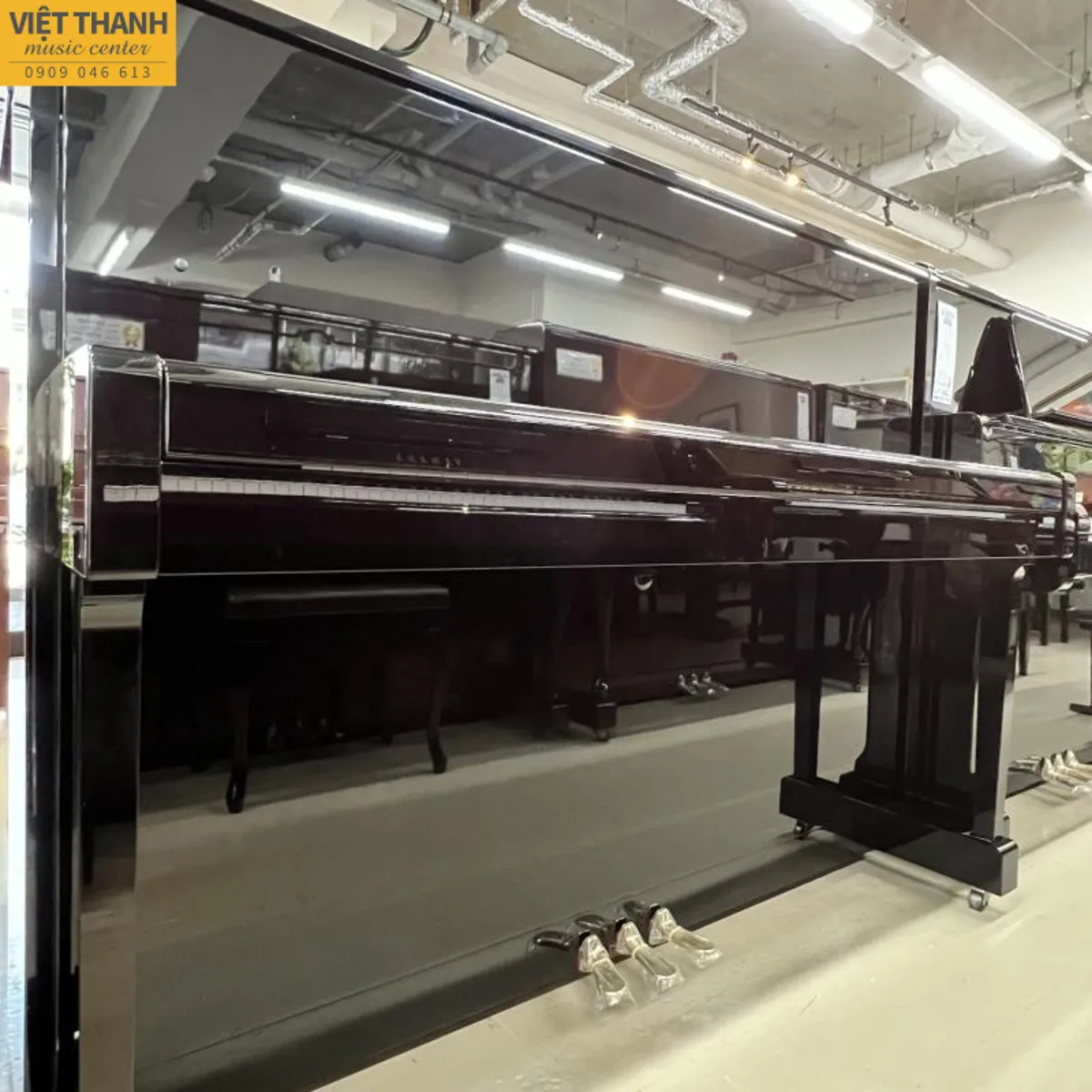 piano yamaha ym5